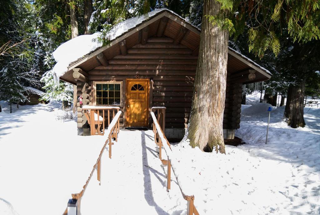 Lochsa Lodge Лоло Экстерьер фото