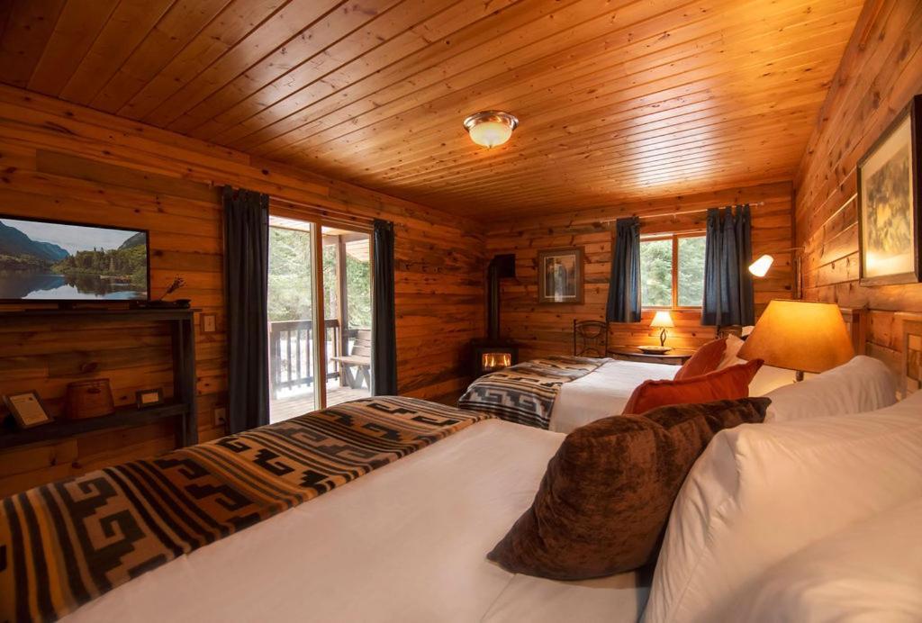 Lochsa Lodge Лоло Номер фото