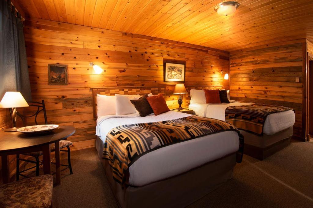 Lochsa Lodge Лоло Номер фото